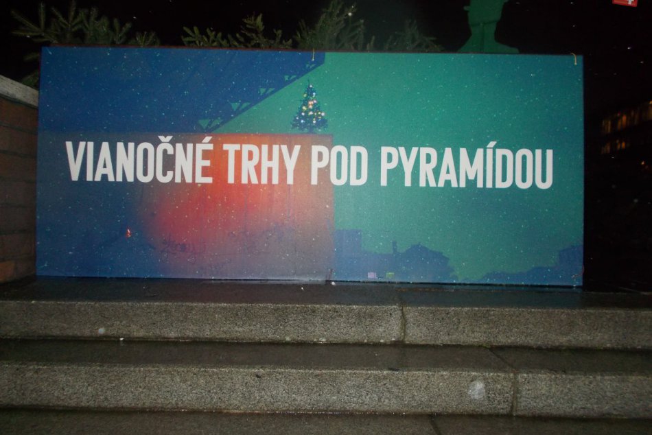 Vianočné trhy Pod Pyramídou
