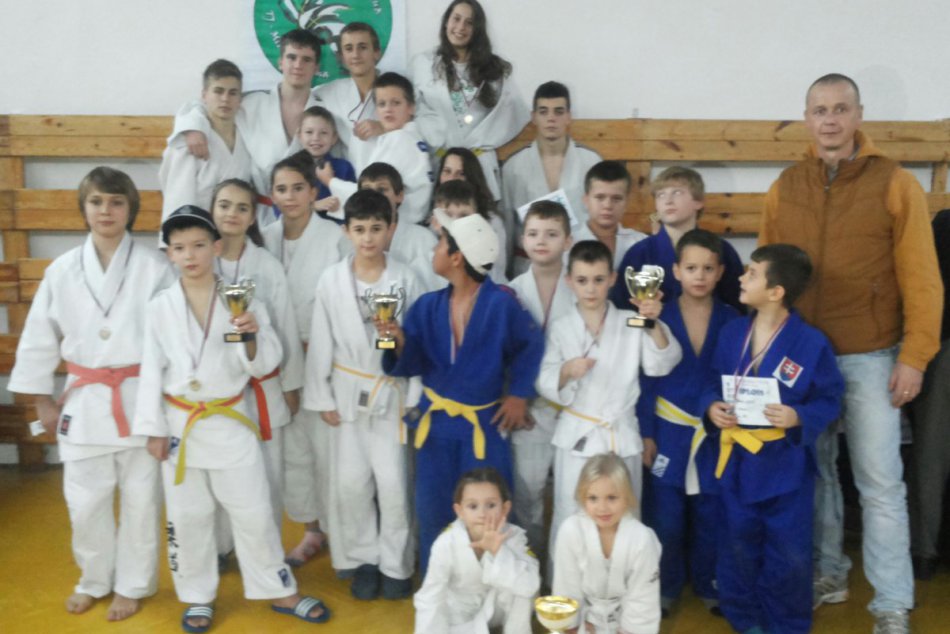 Obrovský úspech našich džudistov: TJ SOKOL Prievidza víťazom 37. ročníka Olympiá