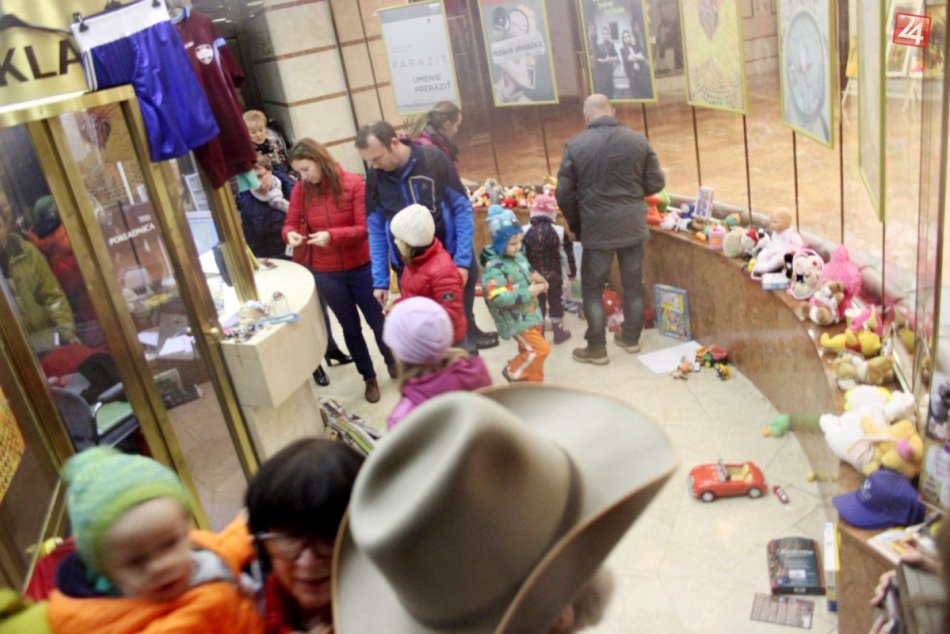 Dobročinný bazár 2014