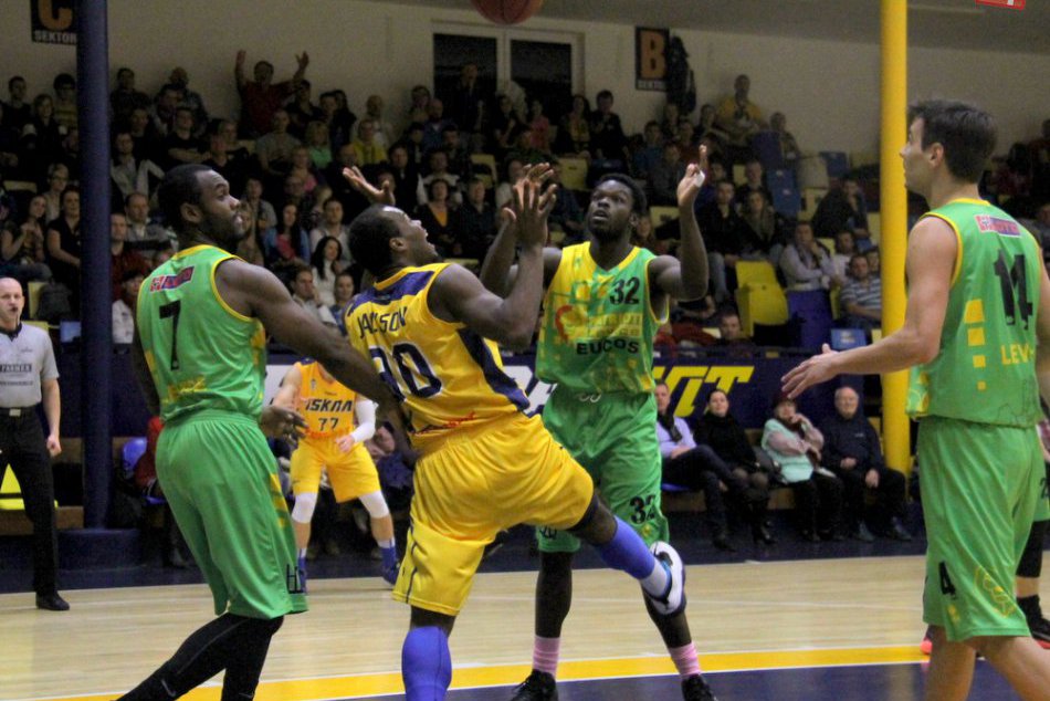 Basketbal Svit - Levice