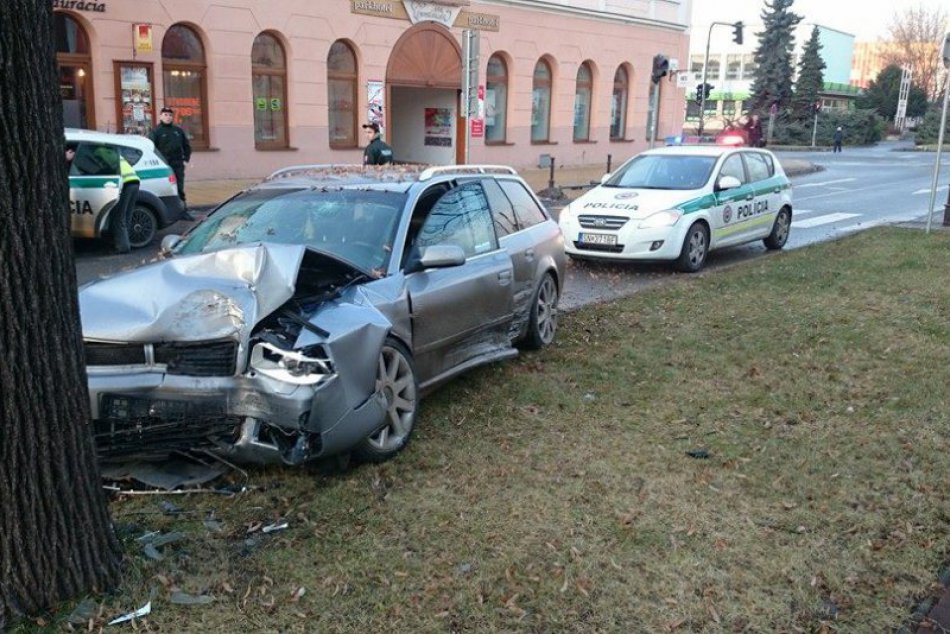 Nehoda v Spišskej pritiahla pozornosť: Zábery z miesta!