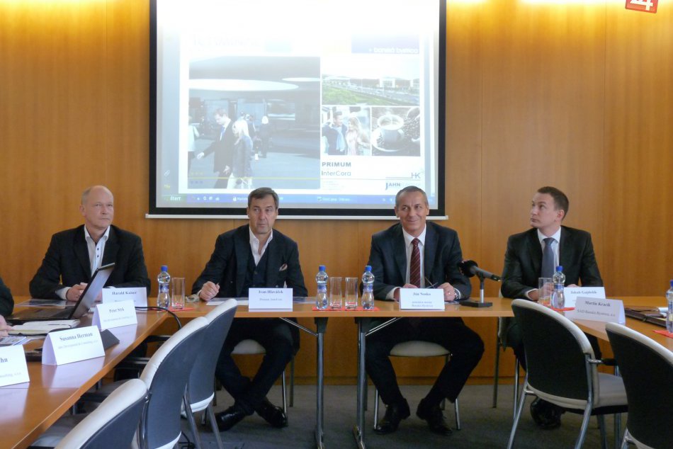 Investor prehovoril o plánoch s chátrajúcou budovou autobuska