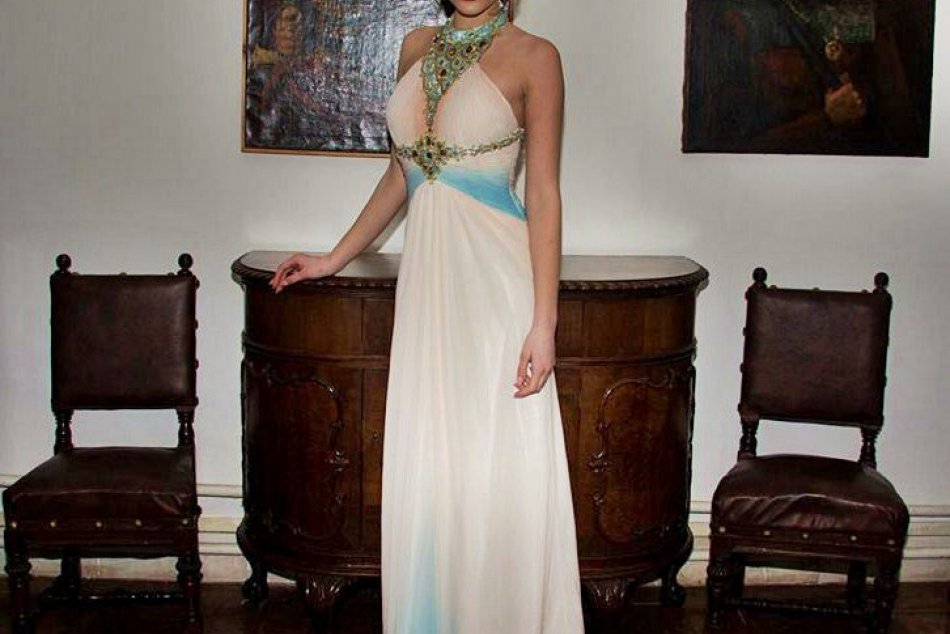 Sexy Zemplínčanka v hre o najkrajšiu ženu Slovenska!