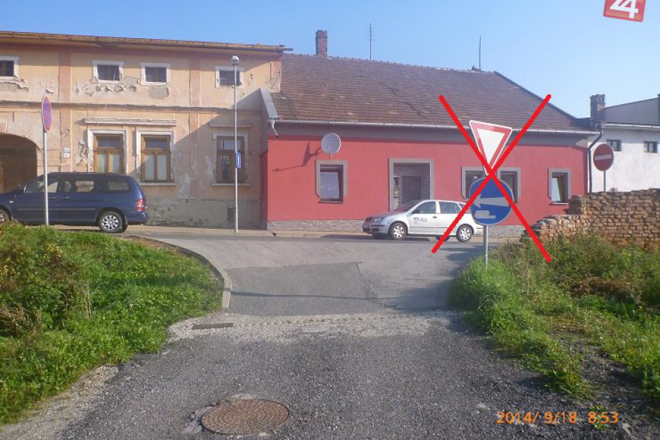 Zobojsmernenie časti Lidickej ulice v Matejovciach