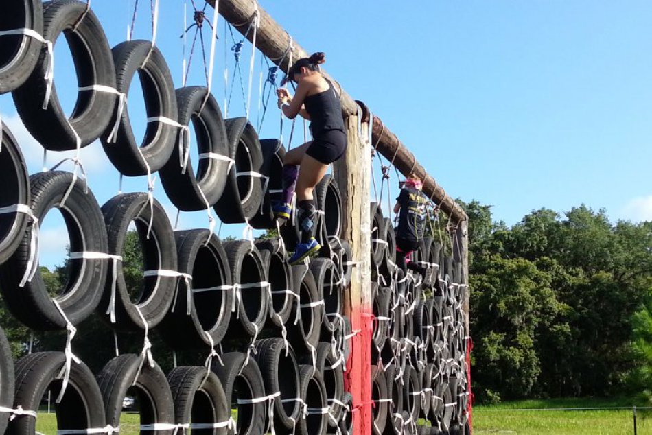 Extrémny beh a drsné prekážky: Dávid (26) chystá na Komoči veľkolepé preteky!