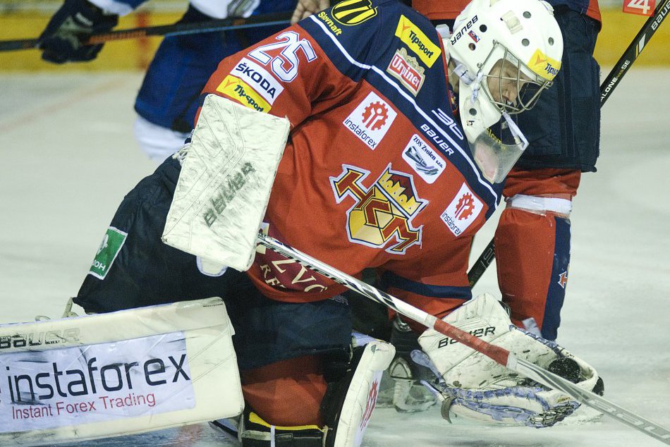 Hokejové víťazstvo Kamzíkov nad štvrťfinálovým súperom Zvolenom