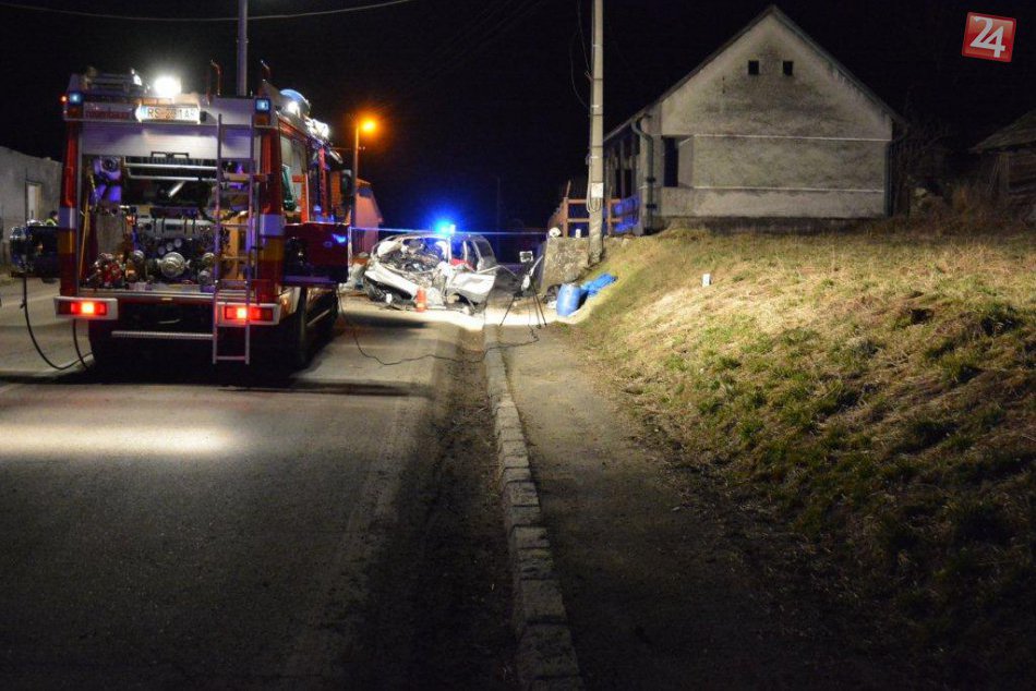 Autentické FOTO priamo z nehody: Na mieste traja mŕtvi!