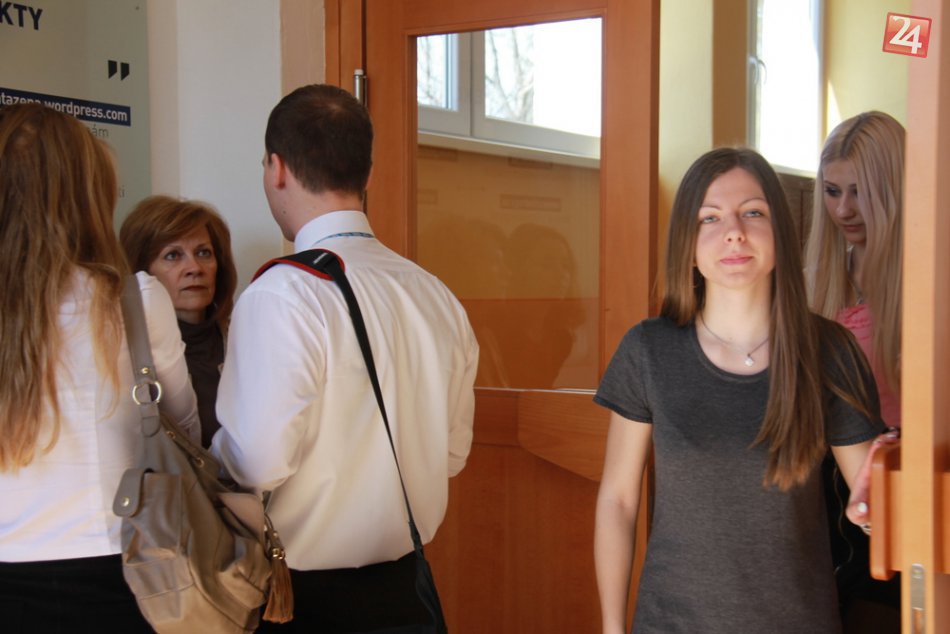 Takto sa maturovalo na popradskom gymnáziu: S úsmevom a bez stresu