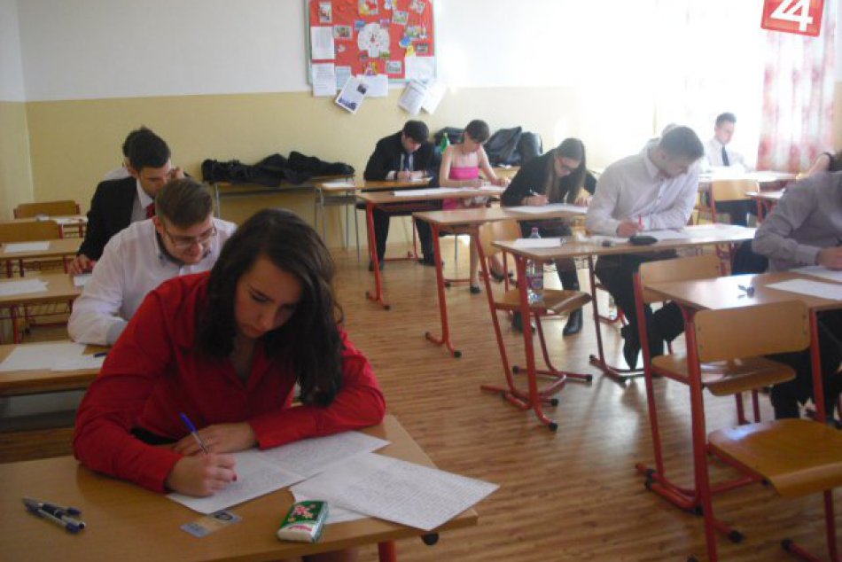Skúšky dospelosti V Lučenci