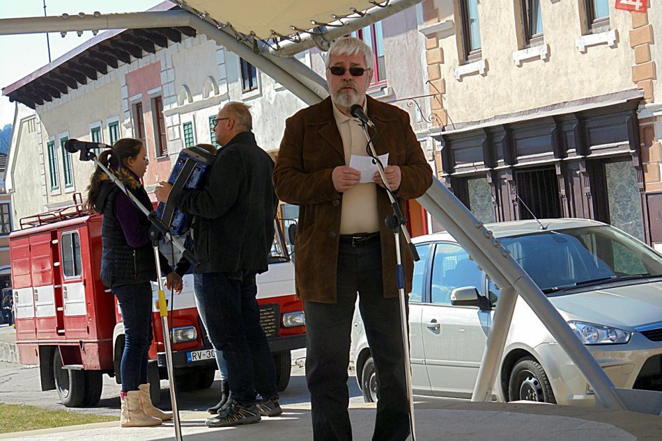 Veľkonočné trhy 2015  v Rožňave v plnom prúde