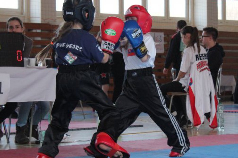 Revúcki kickboxeri sú v parádnej forme: Z Prešova si odniesli 23 medailí