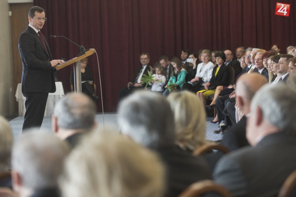 Minister školstva ocenil medailou sv. Gorazda i učiteľku z Popradu