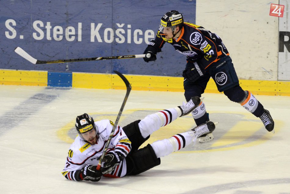 Prvý finálový zápas play off sa oceliarom vydaril