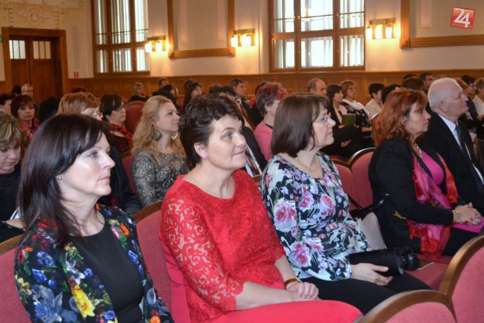 Ich práca neostala bez povšimnutia: Dve učiteľky zo Šale sa môžu tešiť z krásnej