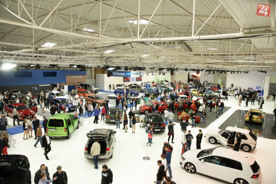 Autosalón v Inchebe