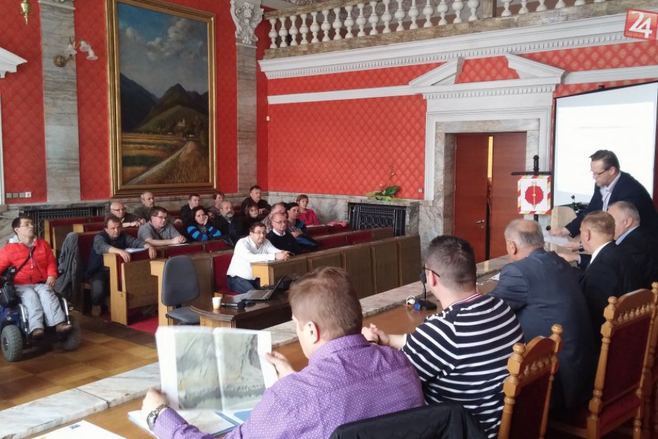 D1 Hubová - Ivachnová (prejazd Hrboltovou)