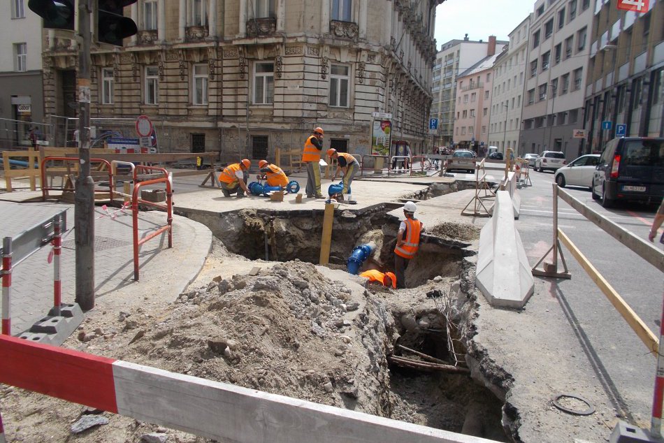 Stavebné práce na Štúrovej ulici