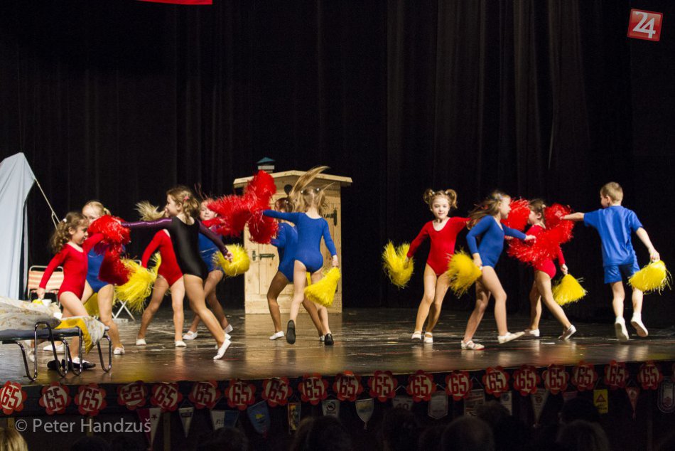 Akadémia ku Dňu matiek vo Svite