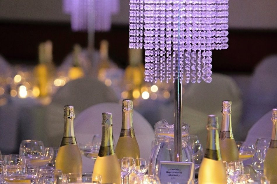 Svadobná sezóna je tu, dekoratérka Janka z Popradu radí: Takto sa dá na svadbe u