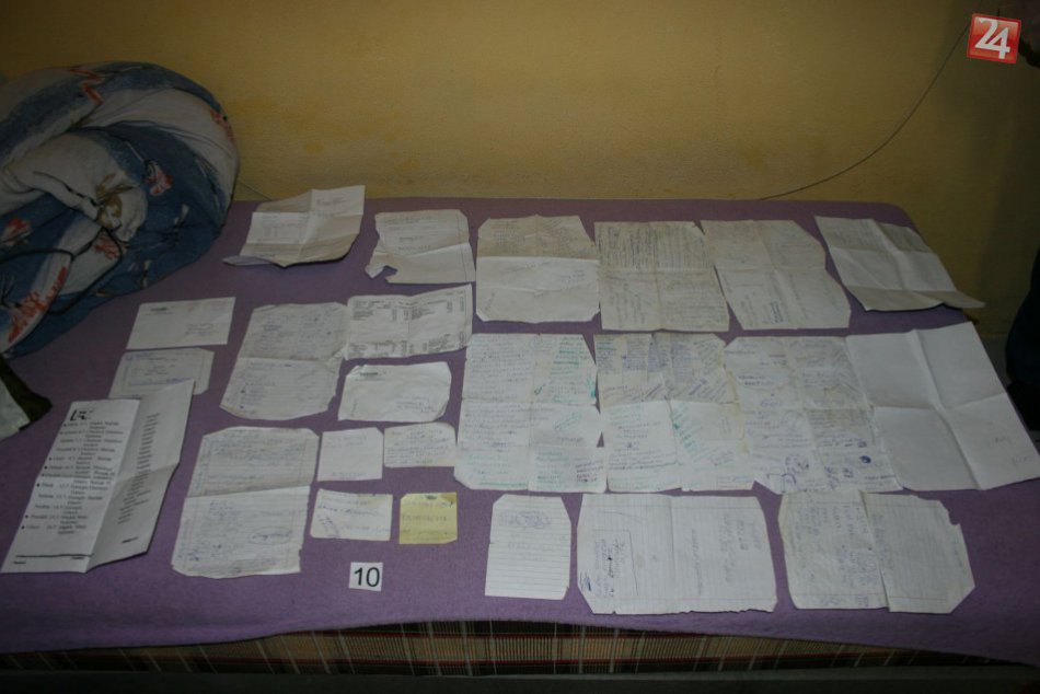 Prešovskí policajti a ich úlovok: Objasnili výrobu detskej pornografie!