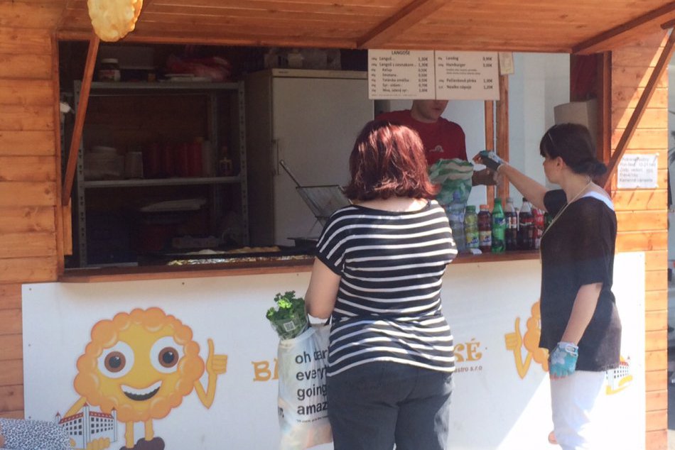 Stánky s rýchlym občerstvením