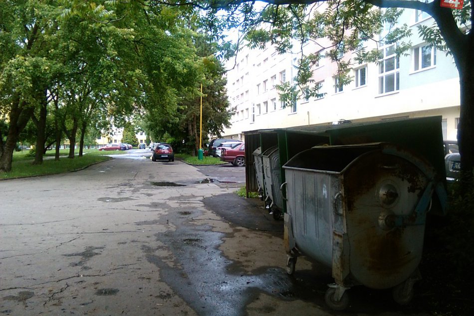 Obyvateľov Námestia Republiky trápia viaceré problémy