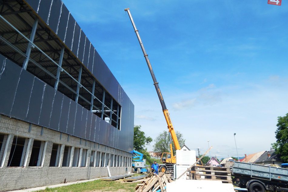 Práce na hale finišujú: Takto to tam práve vyzerá