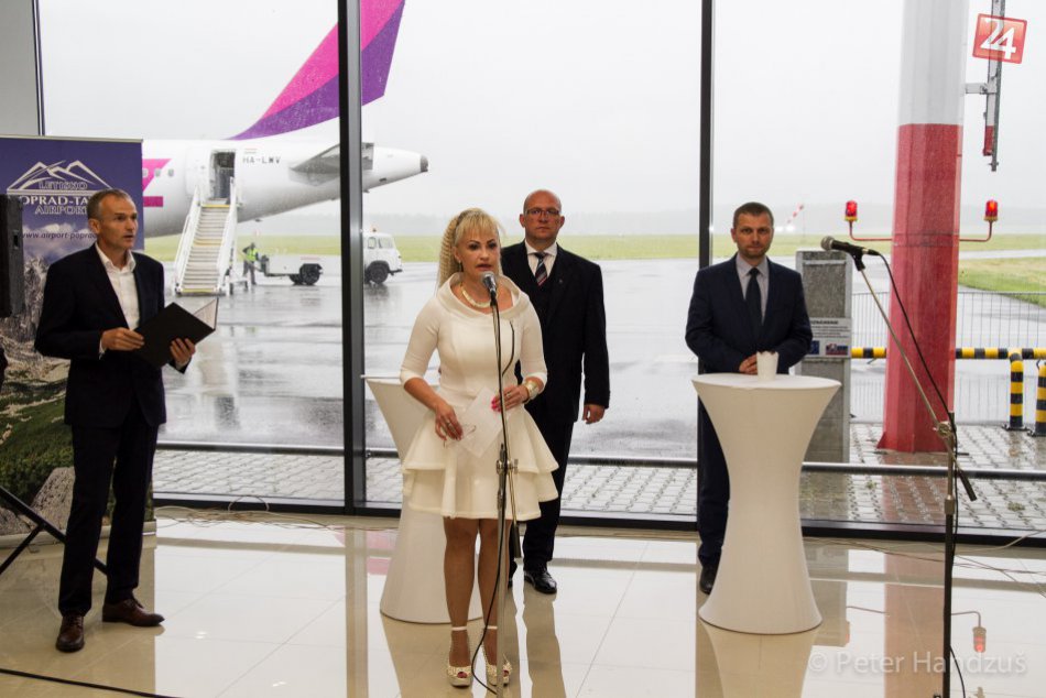 33333. cestujúci letiska Poprad-Tatry