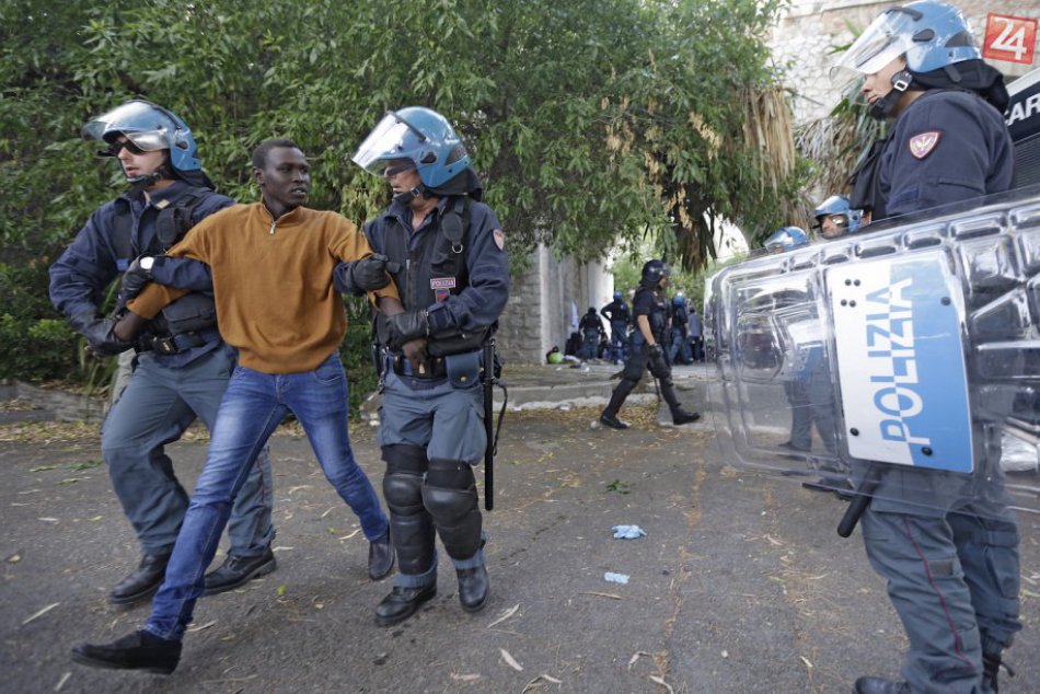 Migranti sa týkajú aj Slovenska. Rozdelia nás ako nedávne referendum?