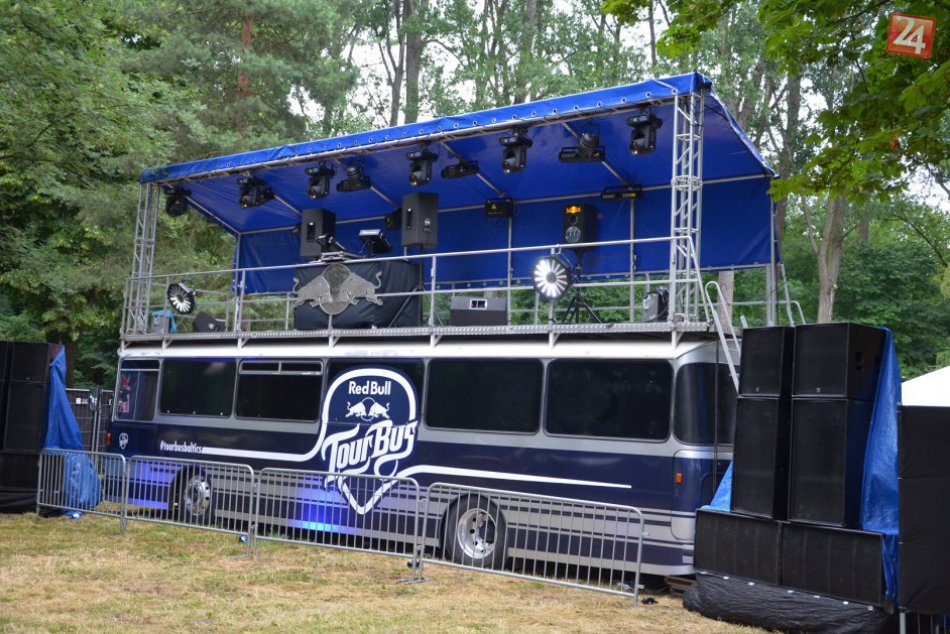 Obrazy prvého dňa Dobrého festivalu: Na Delňu prilákal tisícky ľudí!