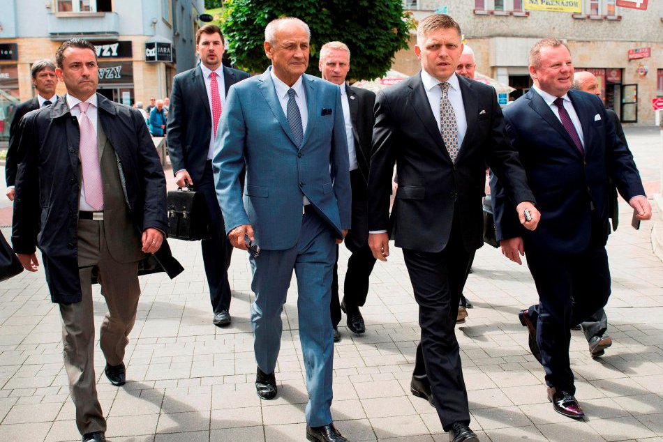 Vláda SR - rokovanie v KD AH