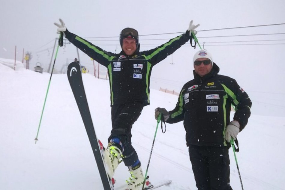 Zjazdár Martin Bendik v plnej záťaži: Na ľadovci i pod ním