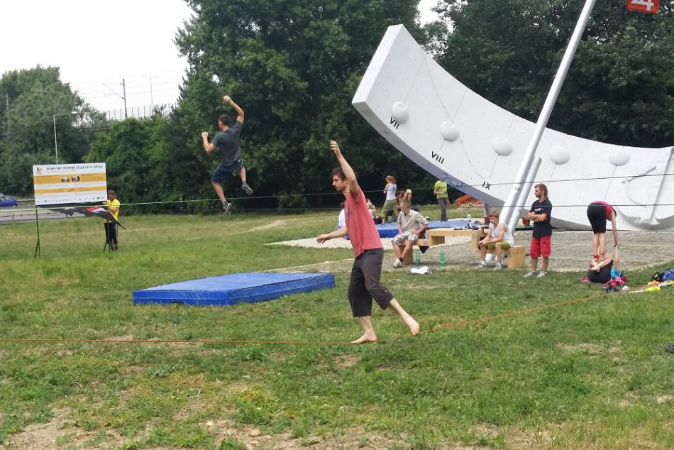 Slackline park v Petržalke