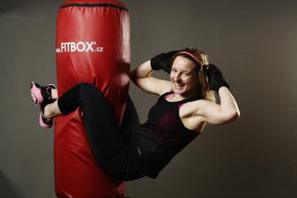 Pochváľte sa toto leto plochým bruškom!