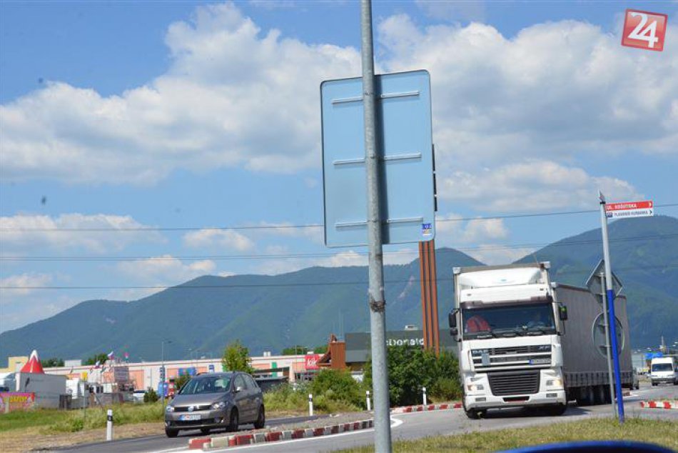 Cestári počas letného obdobia makajú