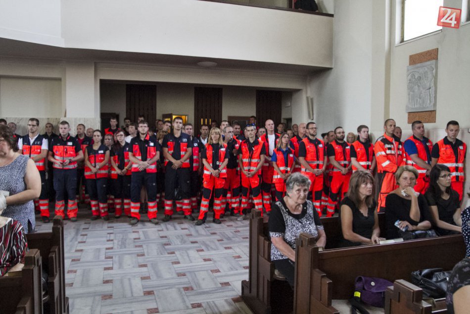 Posledná rozlúčka so záchranármi