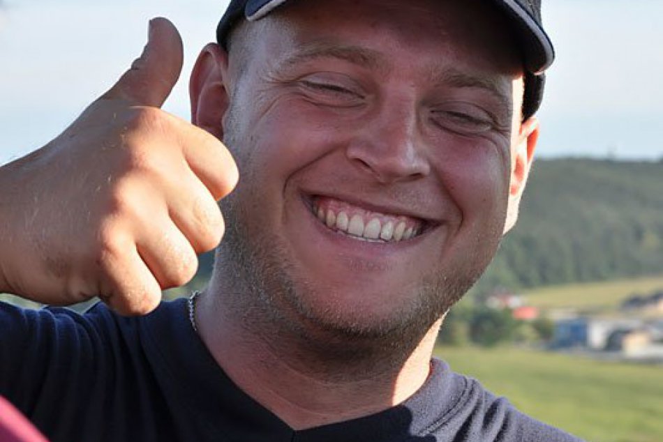 Daruj let balonom TO