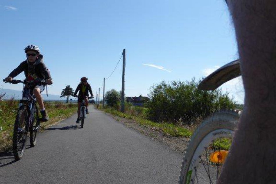 Nový cyklistický chodník