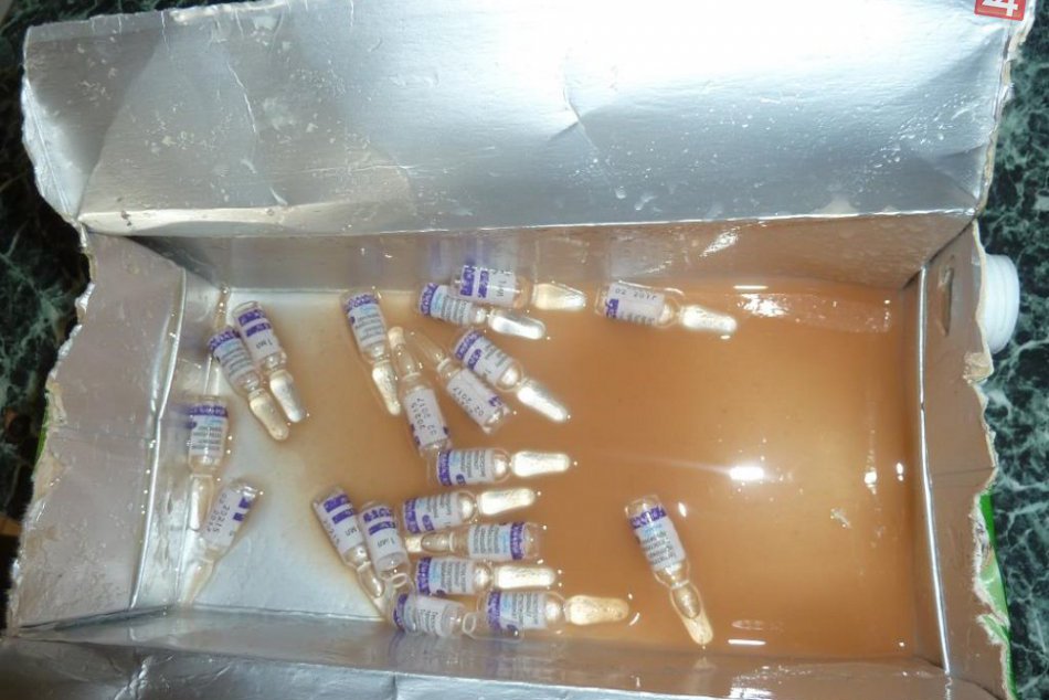 V škatuli od džúsu nebol džús, ale...