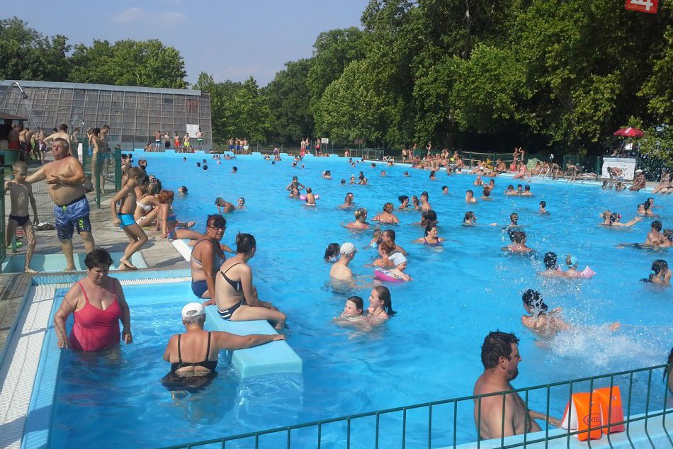 OBRAZOM: Hlohovecké kúpalisko