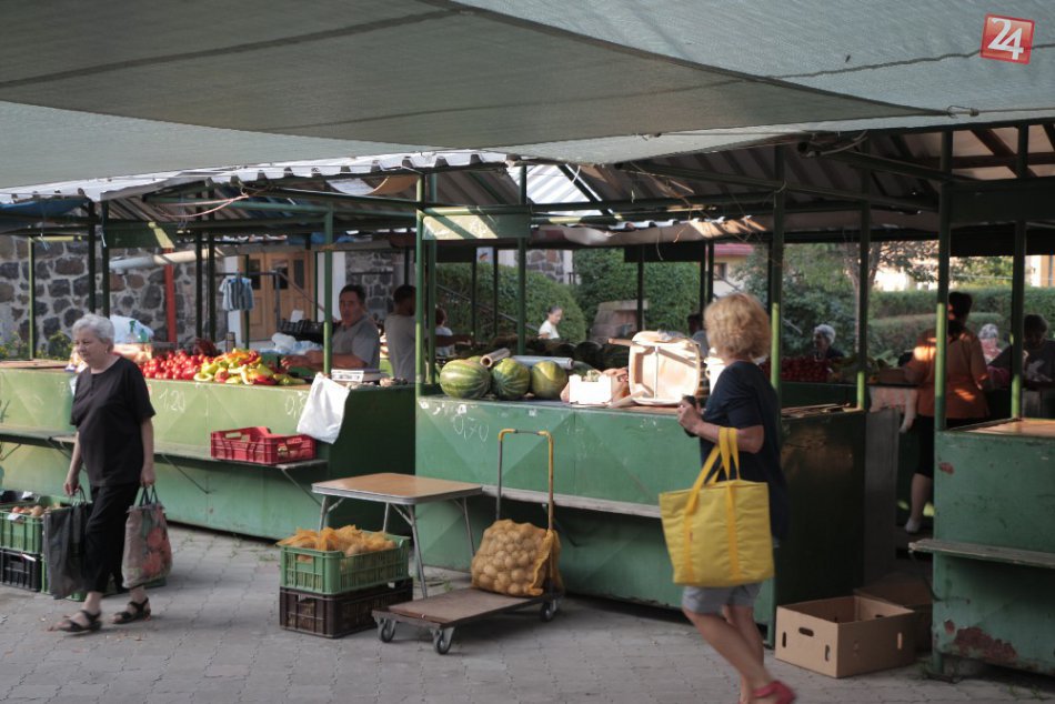 Po čerstvé plody sa Žiarčania i Kremničania vydávajú najmä skoro ráno