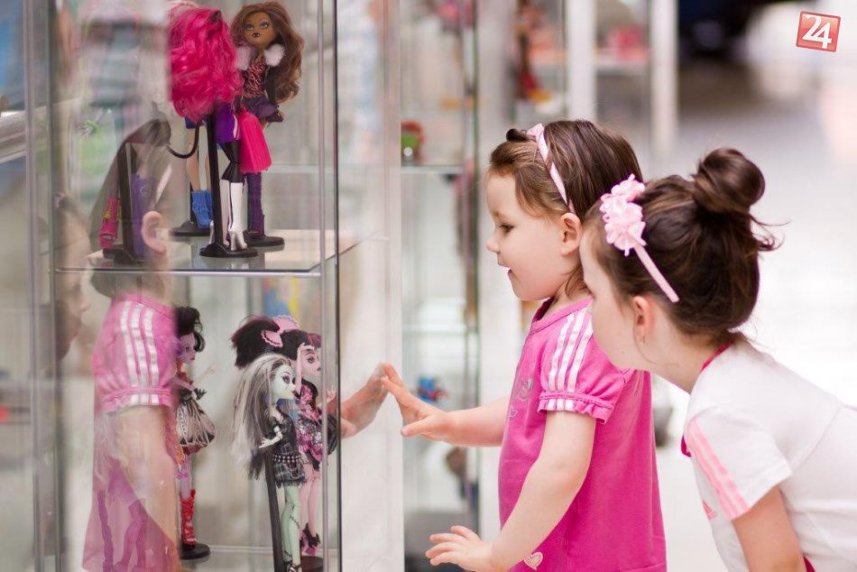 Záver prázdnin bude patriť hračkám od Matella: Do Bystrice príde slávna dvojka B