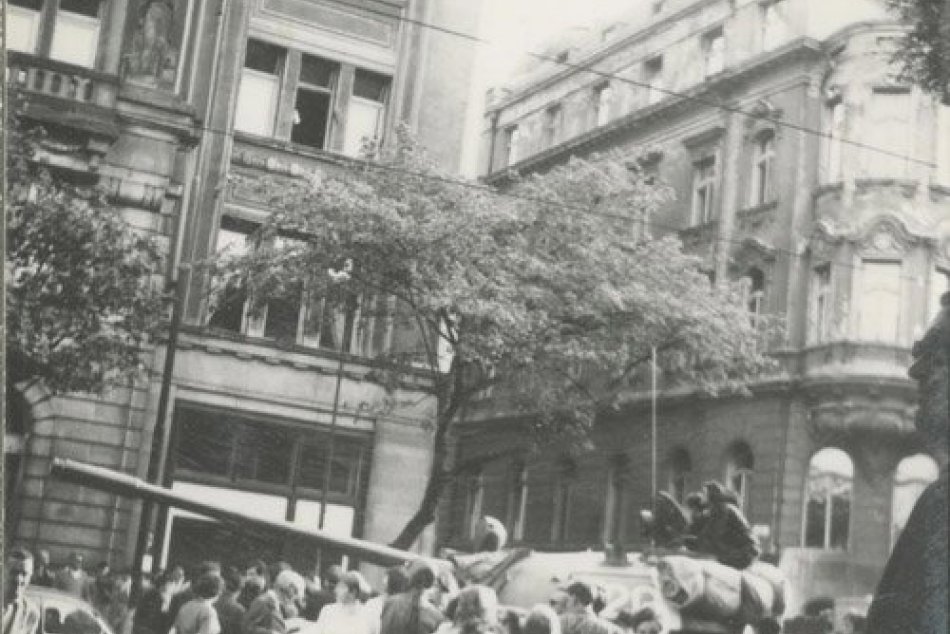 Vpád ruských vojsk na Slovensko - atmosféra v Bratislave