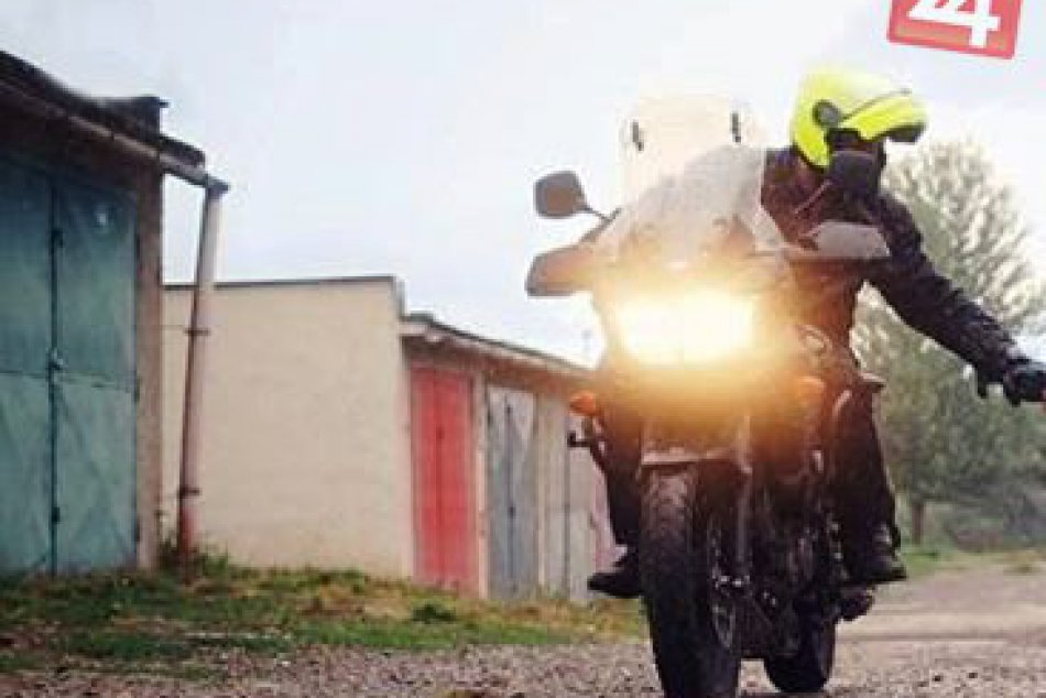 Motorkársky "ťukes" a ďalšie milé zábery z objektívu fotografky Ľubky