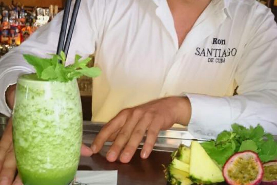 Humenský barman Marco a jeho tip na špeciálny osviežujúci drink!