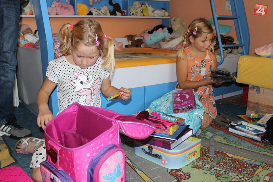 Viac ako 4000 pomôcok pre malých školákov