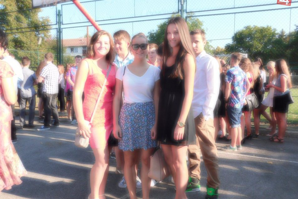 Prvý školský deň na oranžovom gymnáziu v Spišskej Novej Vsi