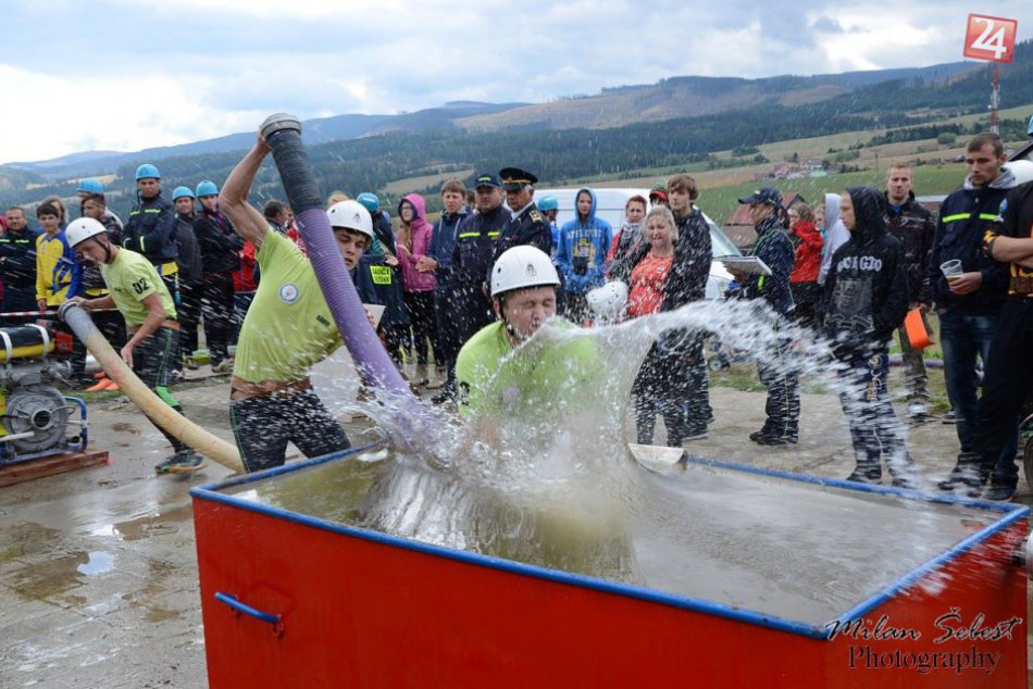 Hasiči o putovné poháre starostu obce Vikartovce