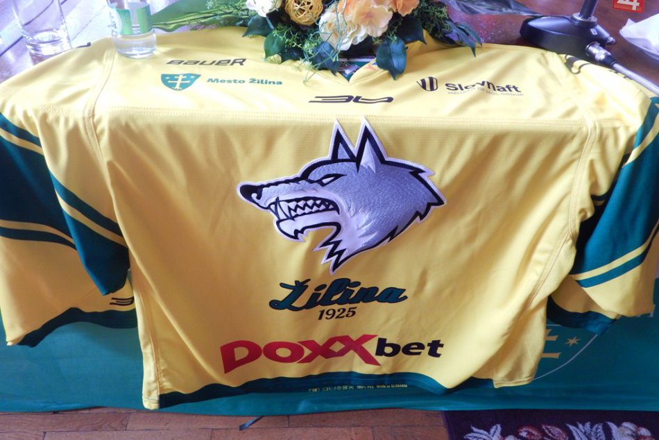 FOTO: Žilinskí vlci vstúpia do sezóny s novými dresmi