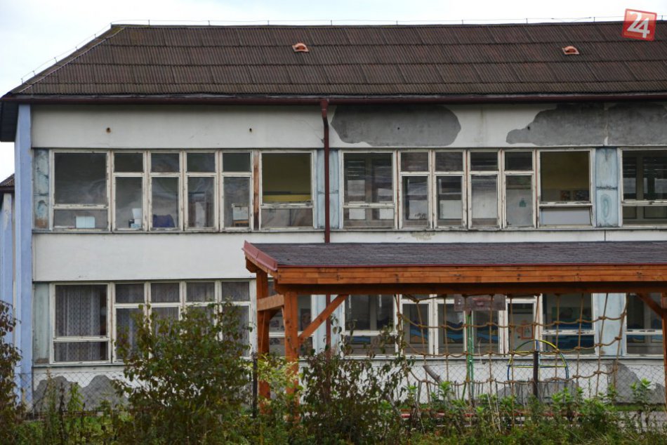 Výmena okien v ZŠ Sládkovičova